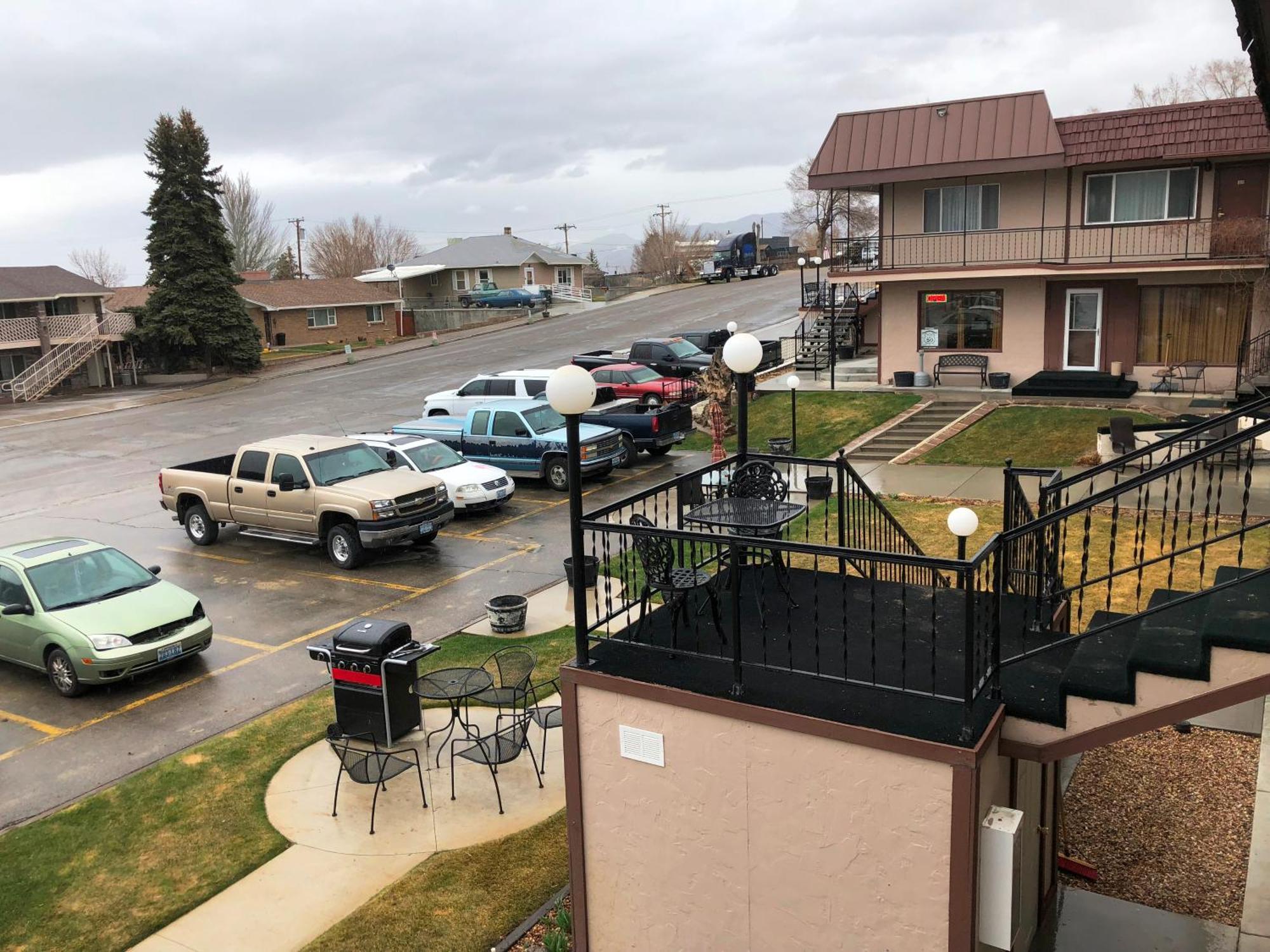 Bristlecone Motel Ely Exterior photo