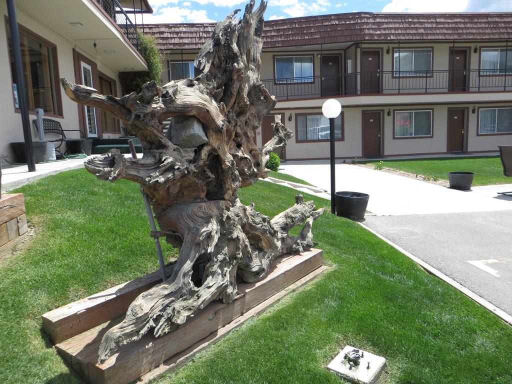 Bristlecone Motel Ely Exterior photo